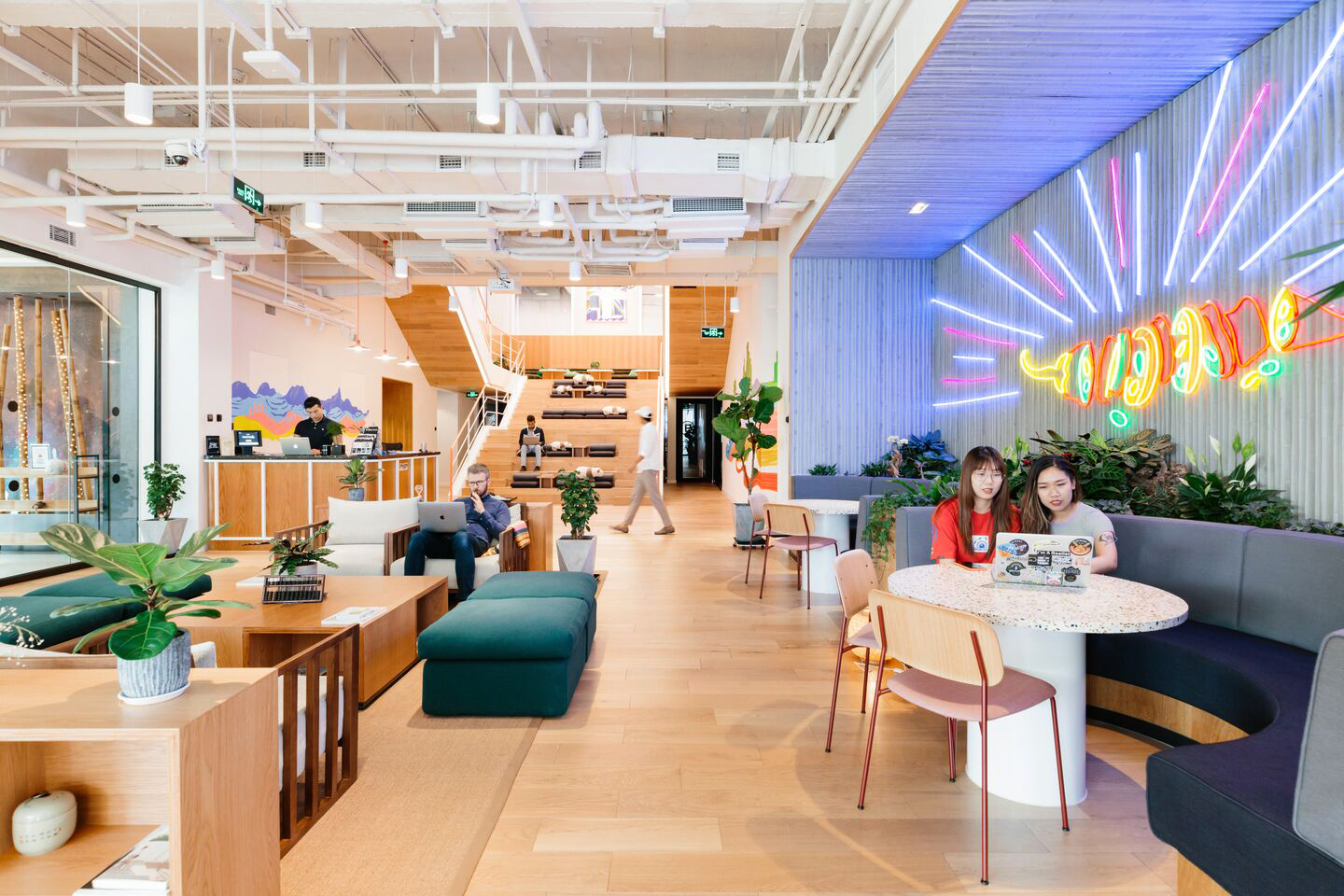 WeWork 31 Zongfu Lu เฉิงตู ประเทศจีน ถ่ายภาพโดย The We Company